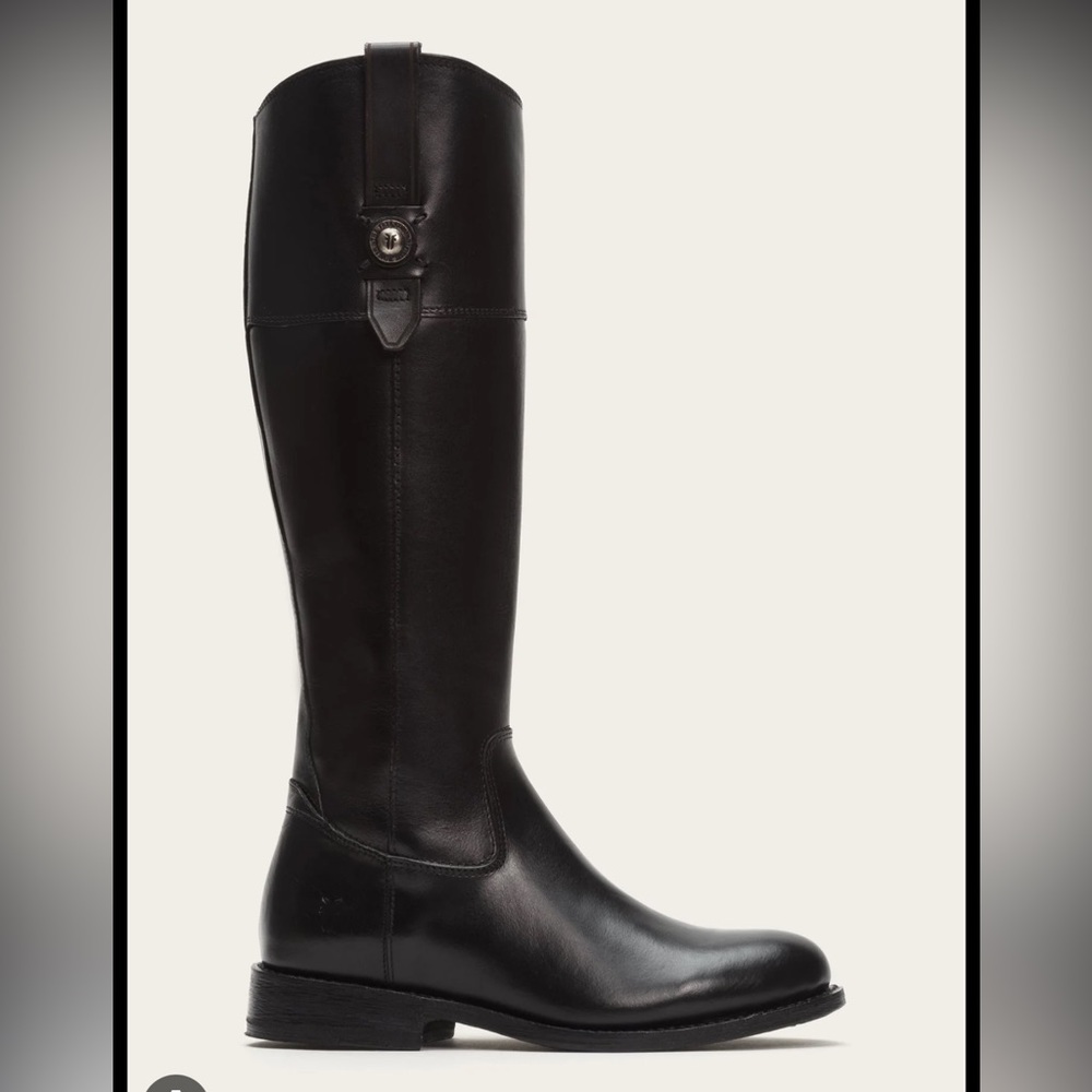 Women size 7 Frye boots